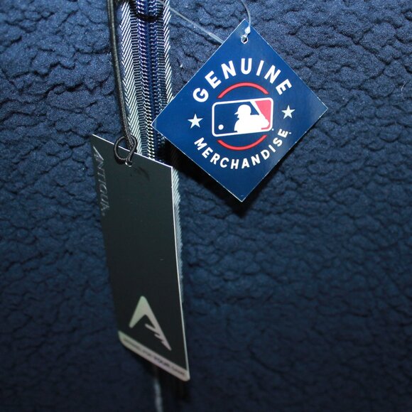 Atlanta Braves Antigua Women's Sherpa Full Zip Vest Jacket Navy Blue Women's M - Picture 3 of 5